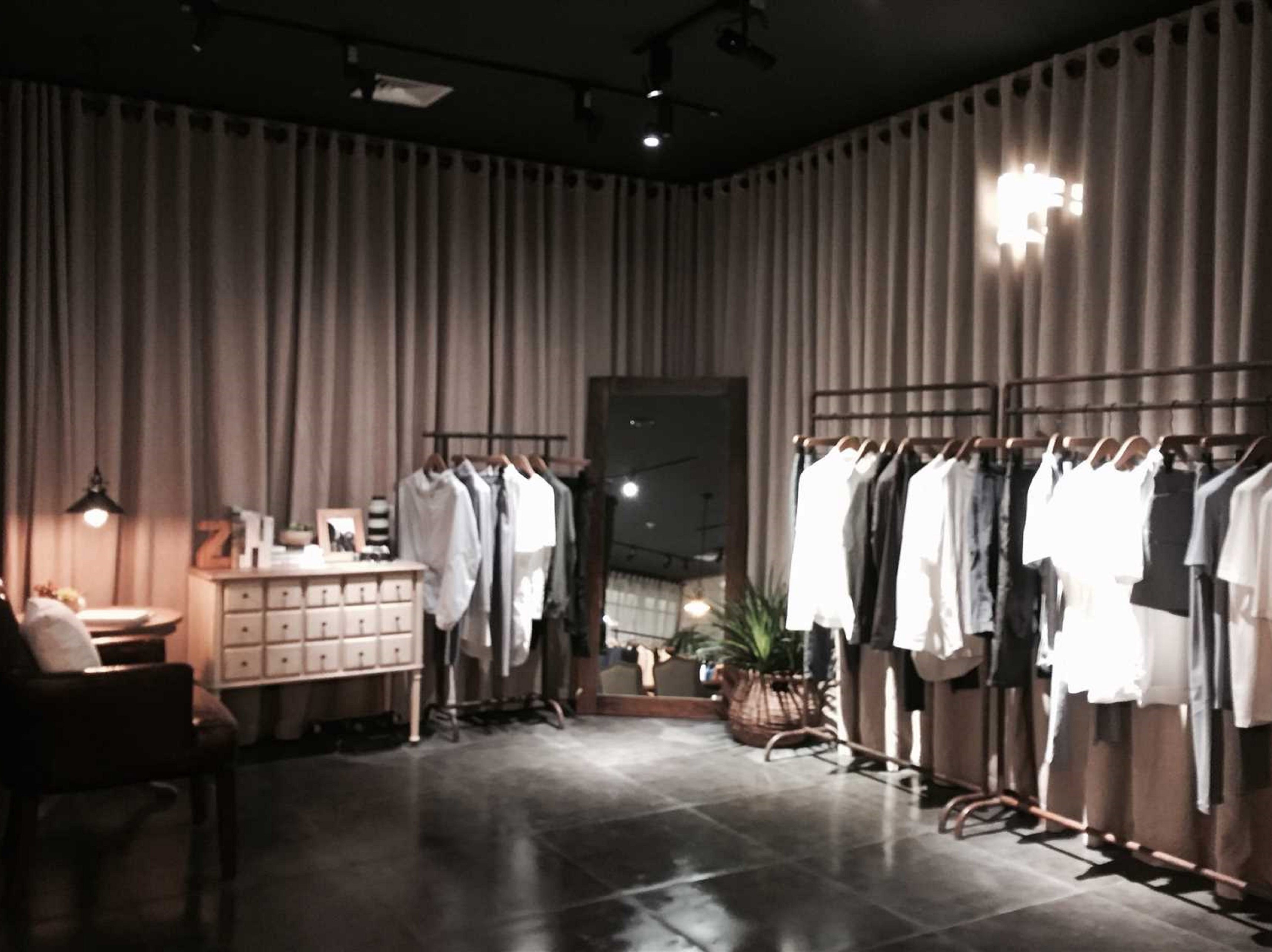 郑州丹尼斯五天地奥特莱斯综合店